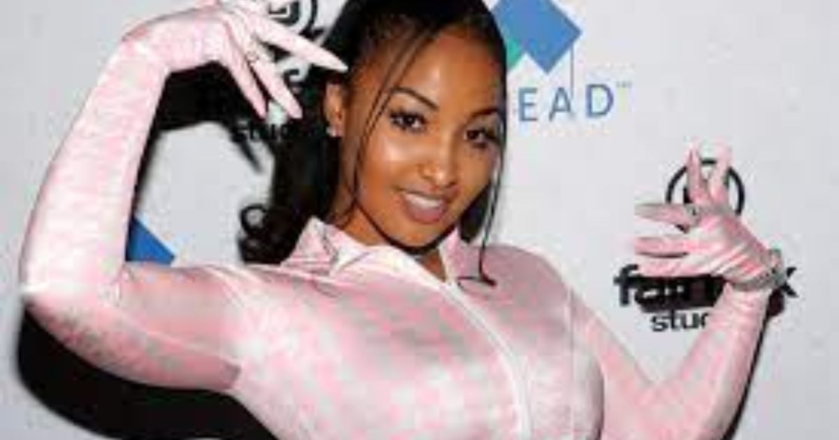 Shenseea Ethnicity, Age, Height, Weight, Net Worth, Career, And More